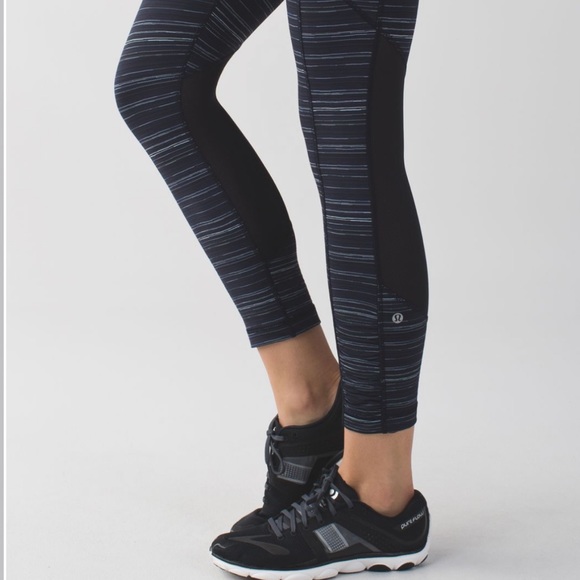 Lululemon Speed Crop Cyber Stripe Naval Blue Black Leggings - Picture 2 of 11